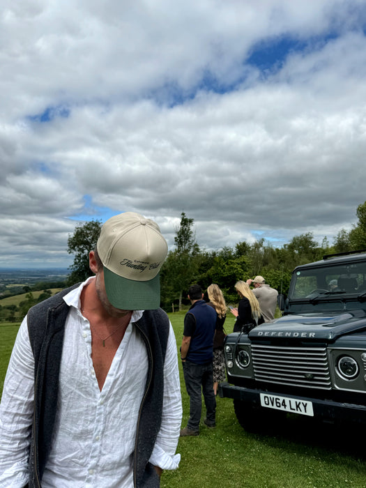 Cotswolds Hunting Club (Beige & Green)